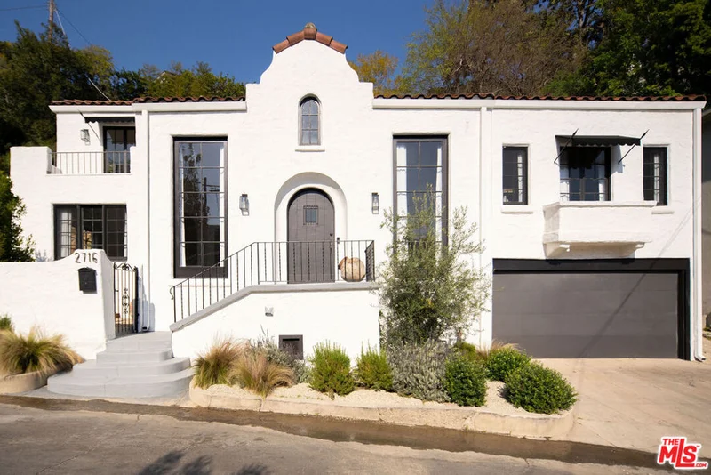 2716 Woodhaven Drive, Los Angeles, CA 90068