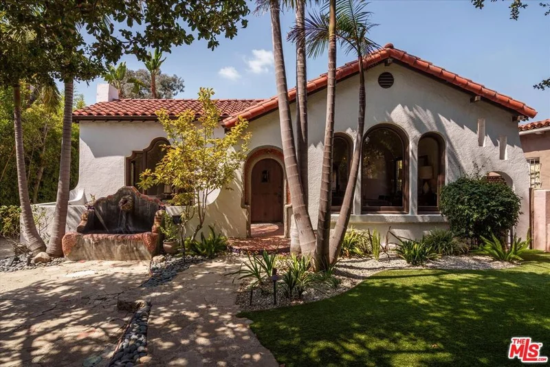 853 Hauser Boulevard, Los Angeles, CA 90036