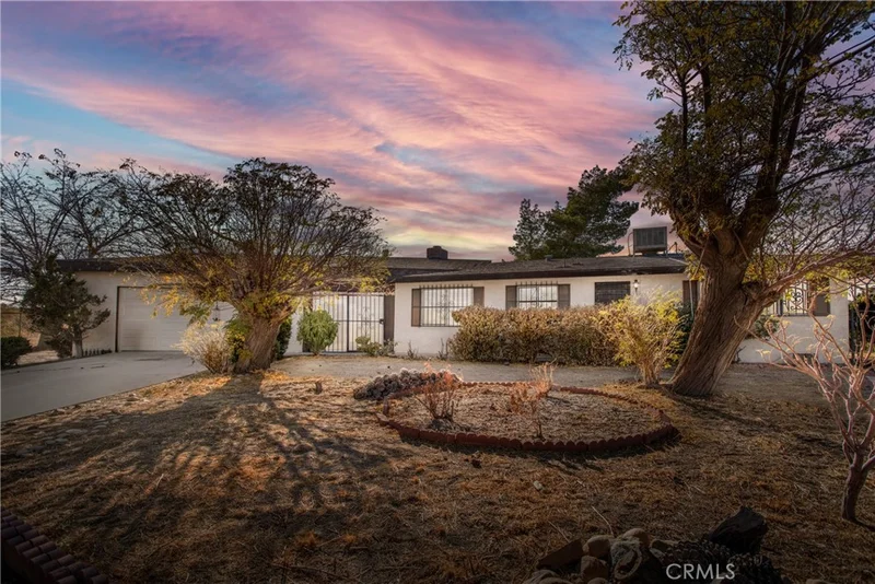 11324 Boxwood Avenue, Hesperia, CA 92345
