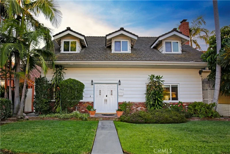 7912 4th Place, Downey, CA 90241