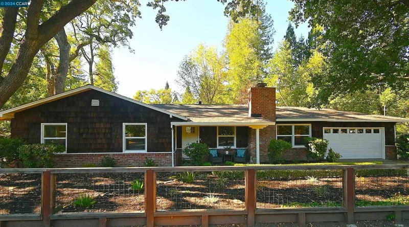 905 Reliez Station Rd, Lafayette, CA 94549