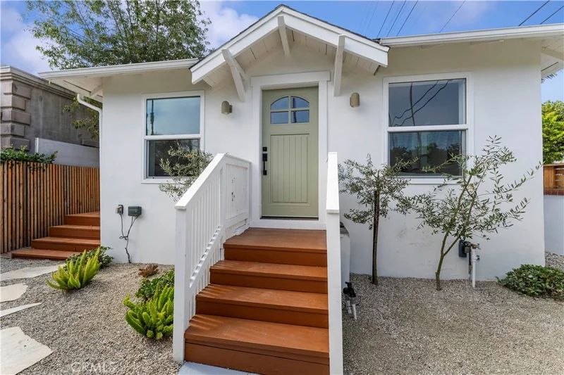 857 Milwood Avenue, Venice, CA 90291