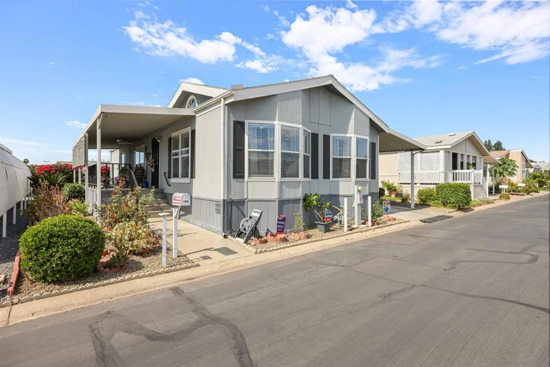 2280 E Valley Parkway Space 152, Escondido, CA 92027