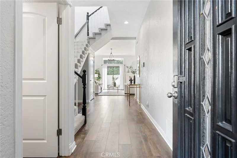 29621 Windsong Lane, Agoura Hills, CA 91301