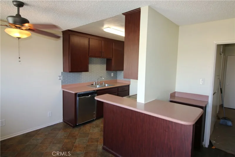 5535 Ackerfield Avenue 50, Long Beach, CA 90805