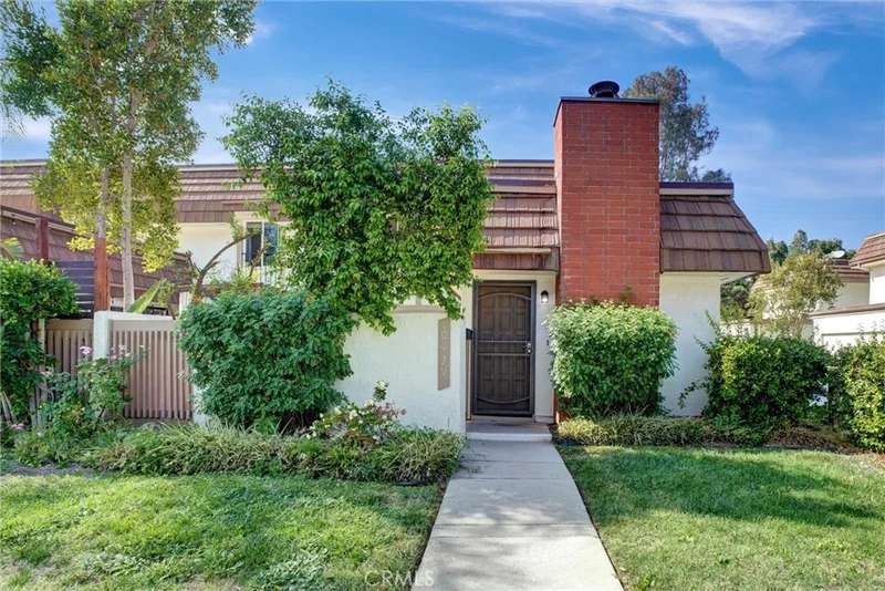 10429 Larwin Avenue, Chatsworth, CA 91311