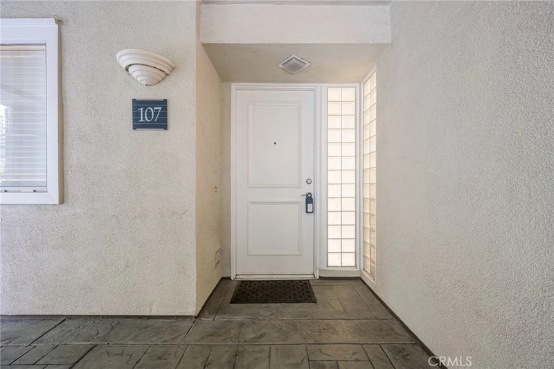 2253 Martin 107, Irvine, CA 92612