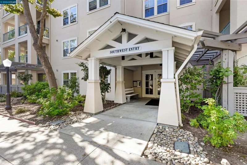 1860 Tice Creek Drive 1343, Walnut Creek, CA 94595