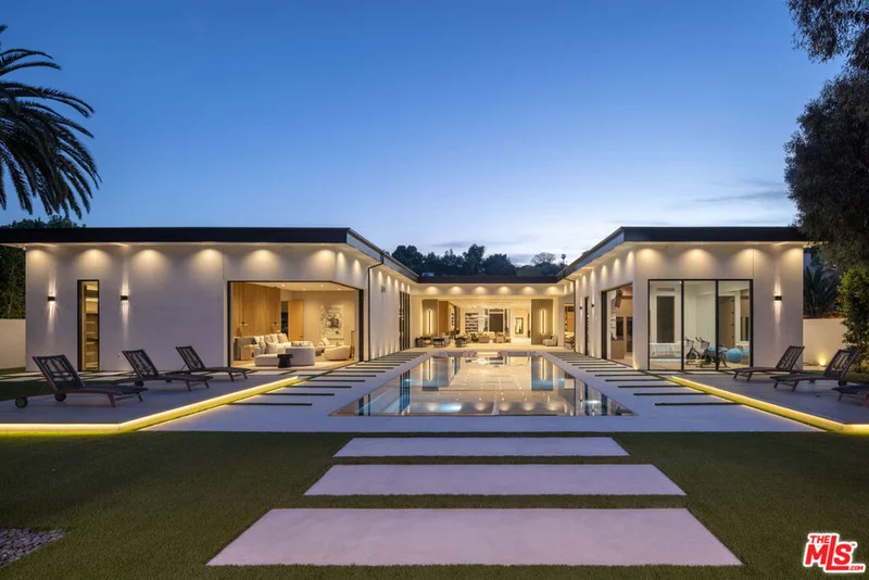 4640 Petit Avenue, Encino, CA 91436