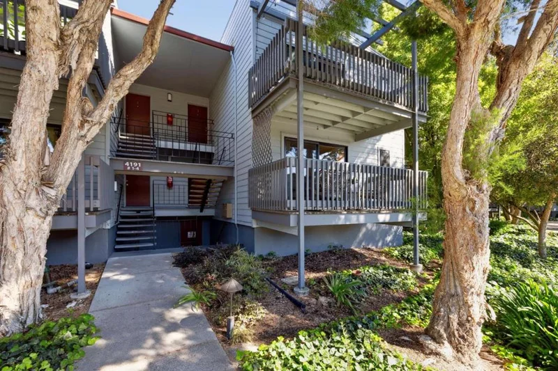 4191 George Avenue 1, San Mateo, CA 94403