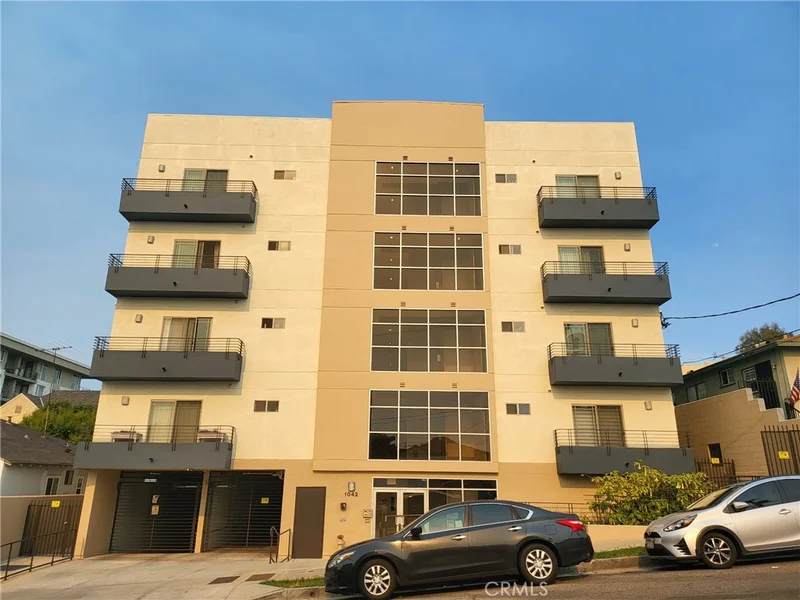 1042 S Kingsley Drive 101, Los Angeles, CA 90006