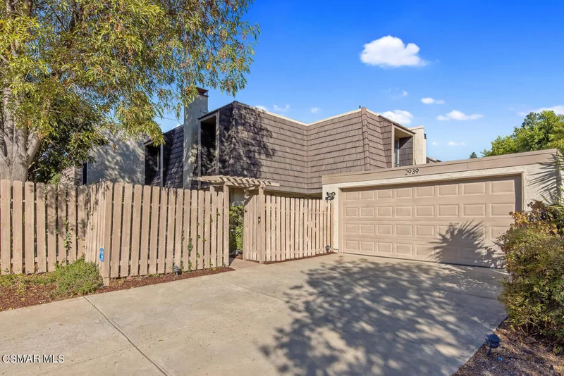 2939 Blue Spruce Circle 22, Thousand Oaks, CA 91360