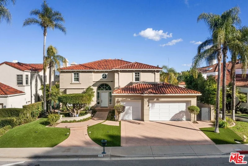 3724 Paseo Primario