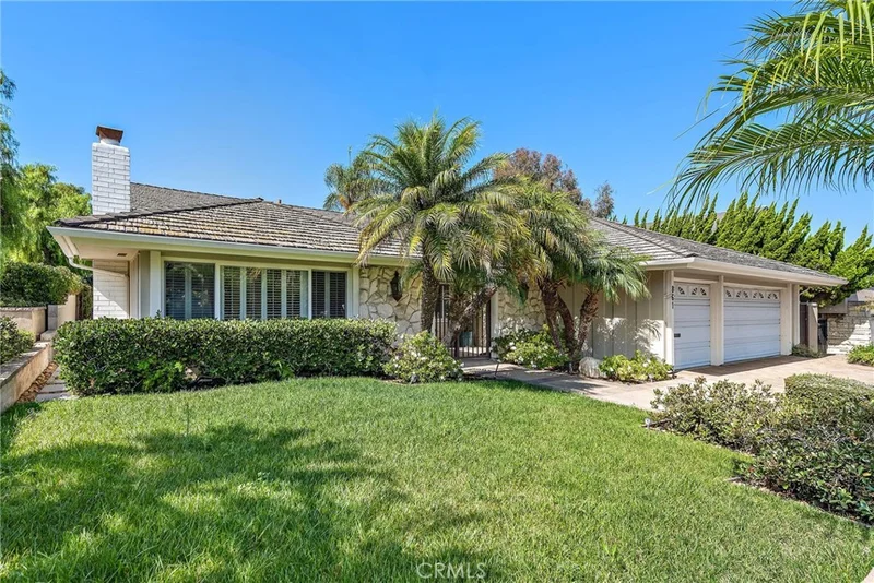 861 N Holly Glen Drive, Long Beach, CA 90815