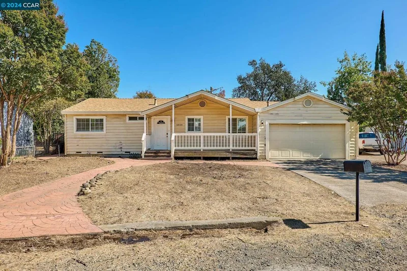 4824 Skyway Dr