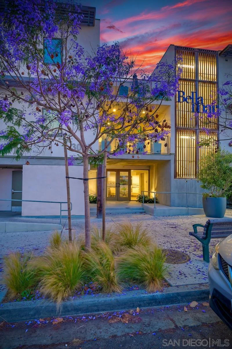 3025 Byron St 203, San Diego, CA 92106