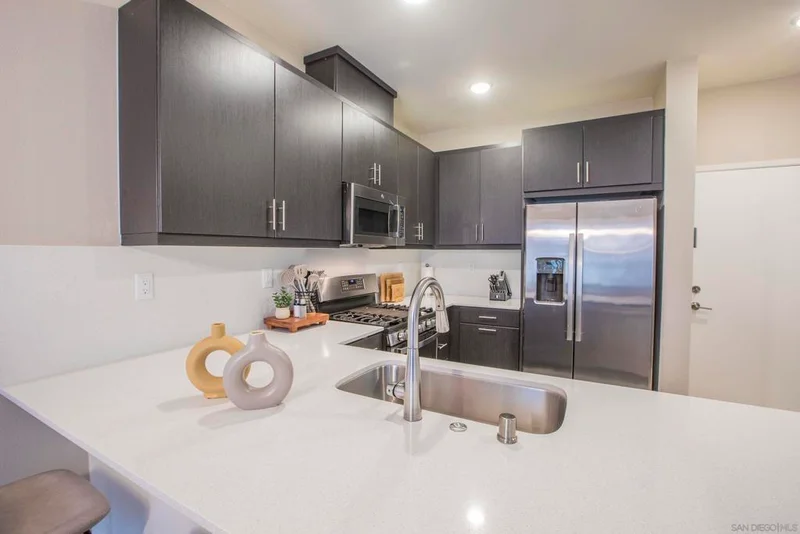 231 Foliage Pl, Fallbrook, CA 92028