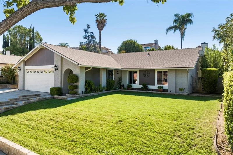 22640 Barcotta Drive, Saugus, CA 91350