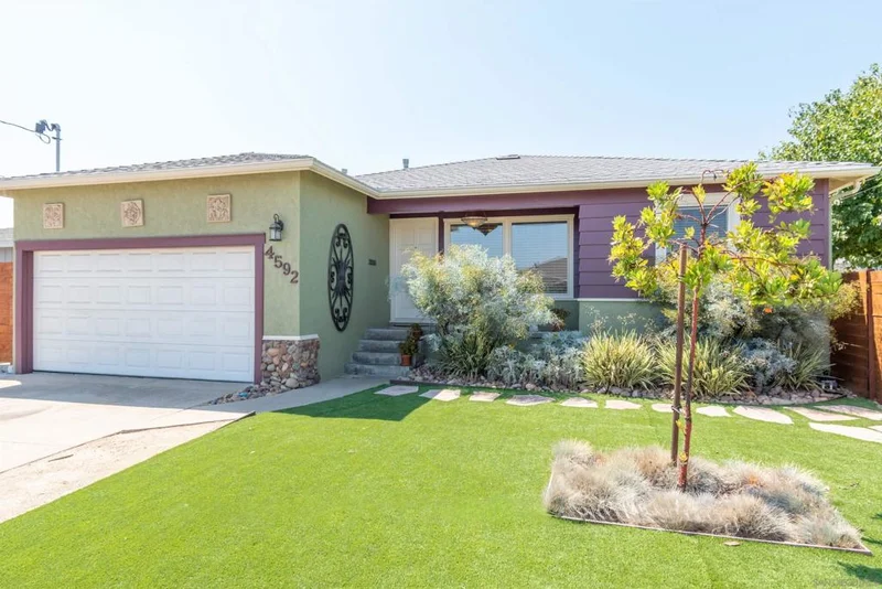 4592 Virginia Ave, San Diego, CA 92115