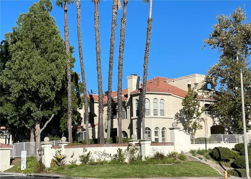 25933 Stafford Canyon Road E, Stevenson Ranch, CA 91381