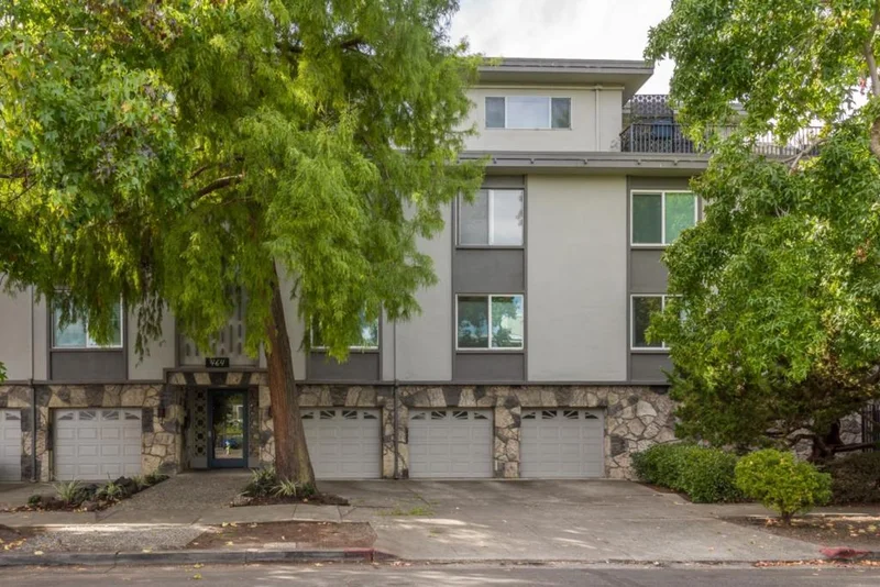 464 Clinton Street 209, Redwood City, CA 94062