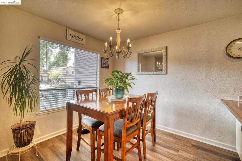 2713 Harvest Ln, Antioch, CA 94531
