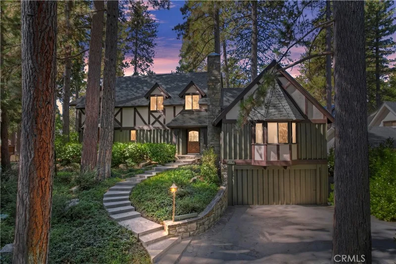 462 Sky View Ridge Drive, Lake Arrowhead, CA 92352