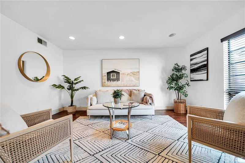 230 Bethany Road 204, Burbank, CA 91504