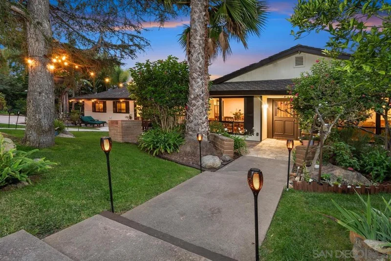 6224 Paseo Delicias, Rancho Santa Fe, CA 92067
