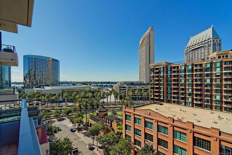 550 Front St 706, San Diego, CA 92101