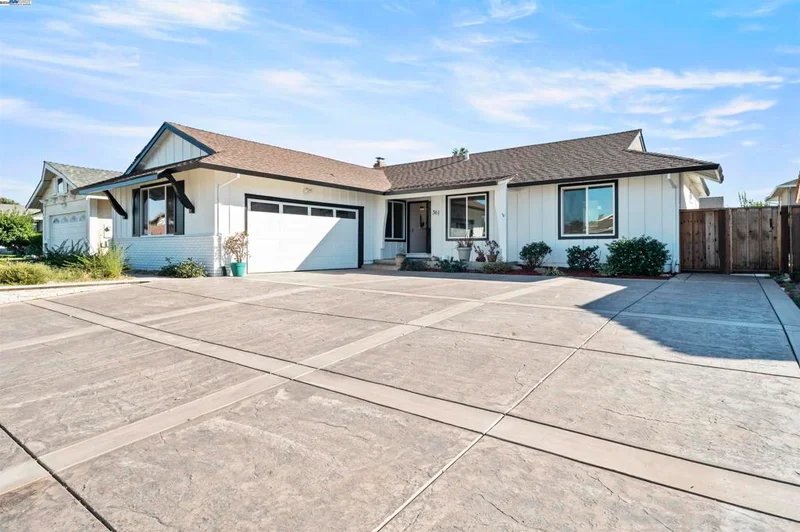 561 Dover Way, Livermore, CA 94551
