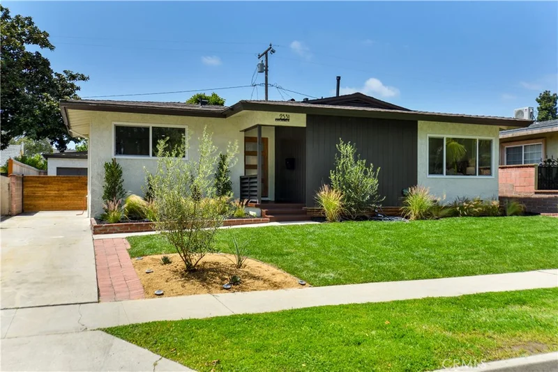 2531 N Studebaker Road, Long Beach, CA 90815