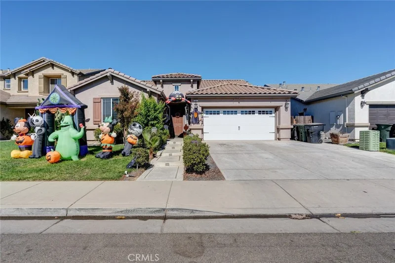 1047 Golden Leaf Drive, Livingston, CA 95334