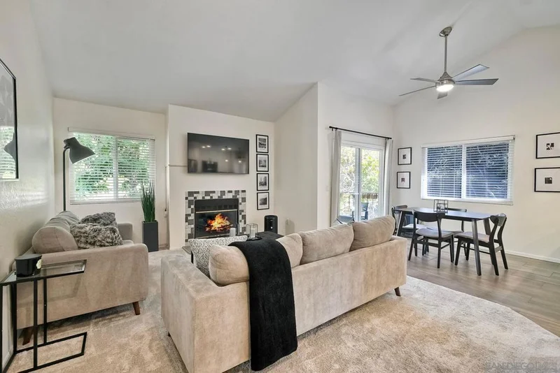 11251 Avenida De Los Lobos G, San Diego, CA 92127