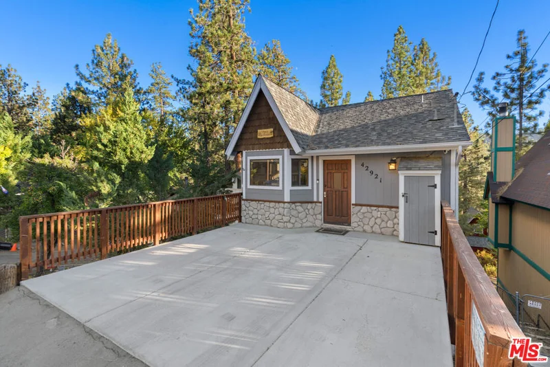 42921 Monterey Street, Big Bear, CA 92315