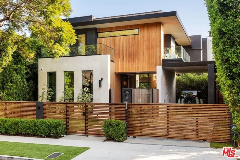 9024 Rangely Avenue, West Hollywood, CA 90048
