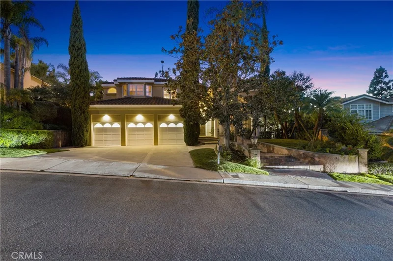 1031 S Taylor Court, Anaheim Hills, CA 92808