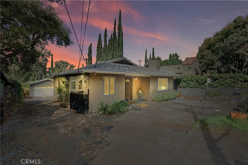 10133 Leona Street, Tujunga, CA 91042