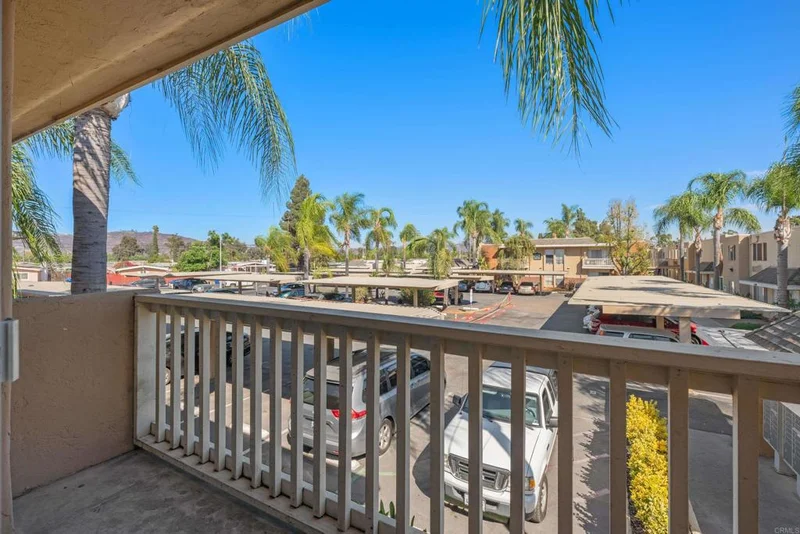459 Ballantyne Street 31, El Cajon, CA 92020