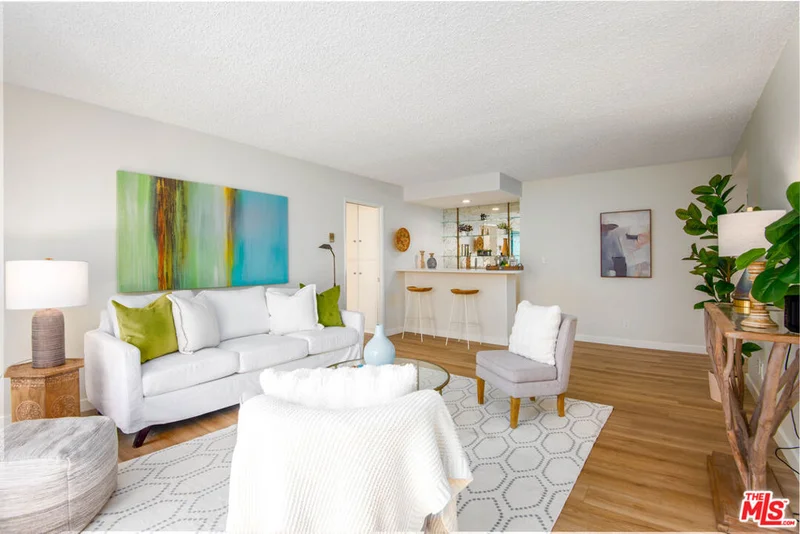 5600 Kensington Way 206, Culver City, CA 90230