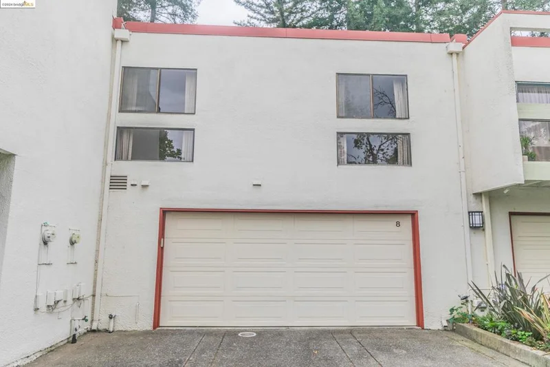 190 Cleveland 8, Pleasant Hill, CA 94523