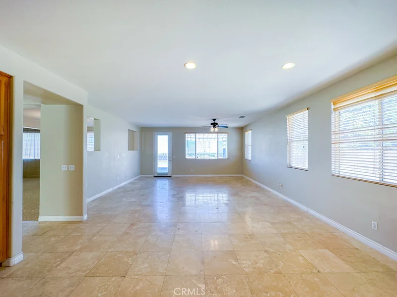 5121 Vista Drive, Palmdale, CA 93551