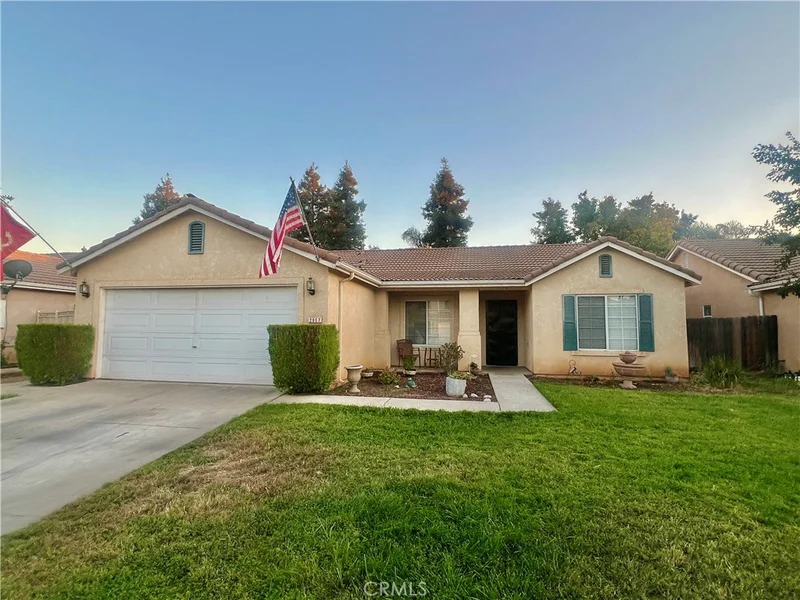 2697 E Skyview Avenue, Fresno, CA 93720