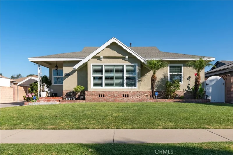 6215 Hungerford Street, Lakewood, CA 90713