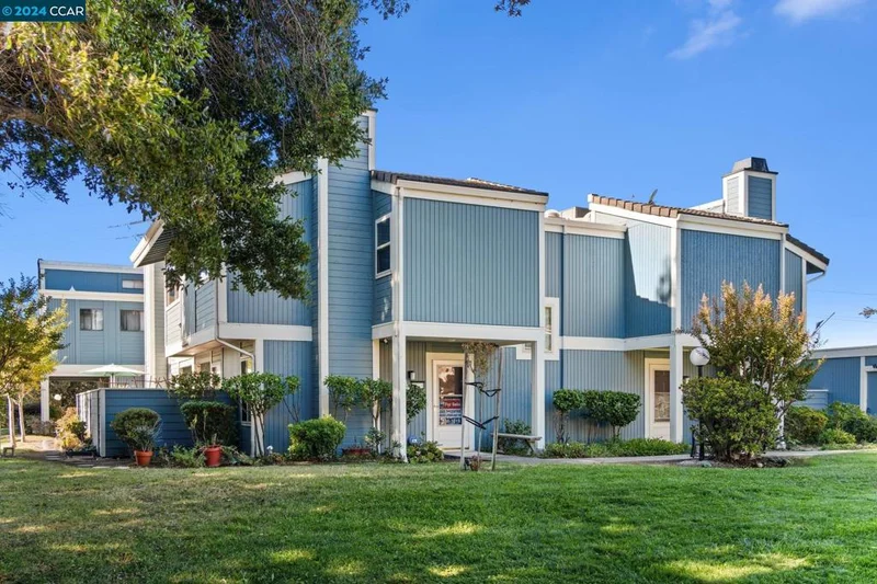 902 Bacchus 5, Hercules, CA 94547