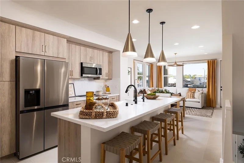 113 Towns Avenue, Upland, CA 91786