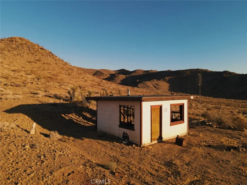 55325 Sunnyslope Drive, Landers, CA 92285