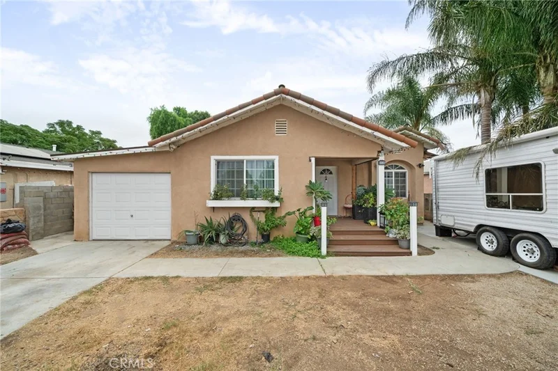 8538 Trey Avenue, Riverside, CA 92503