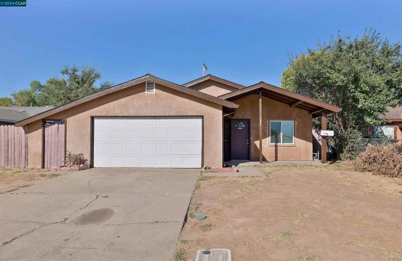 2967 Ponderosa Ln, Sacramento, CA 95815