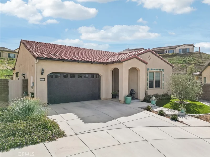 11489 Summit Court, Corona, CA 92883